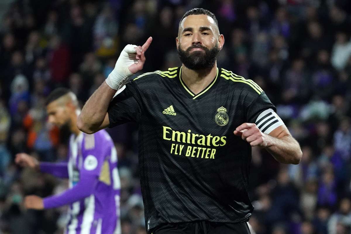 El Madrid sale vivo de Pucela con un doblete de Benzema y las paradas ...