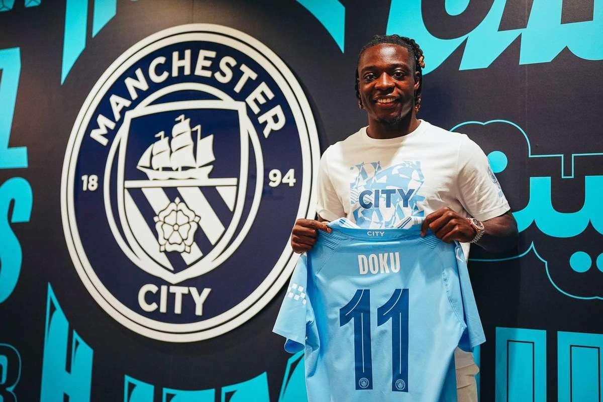 Bola na Trave - OFICIAL: Jérémy Doku no Manchester City