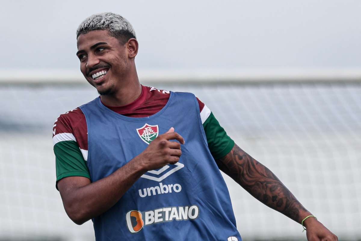 Fluminense recusa oferta do Shakhtar Donetsk por John Kennedy