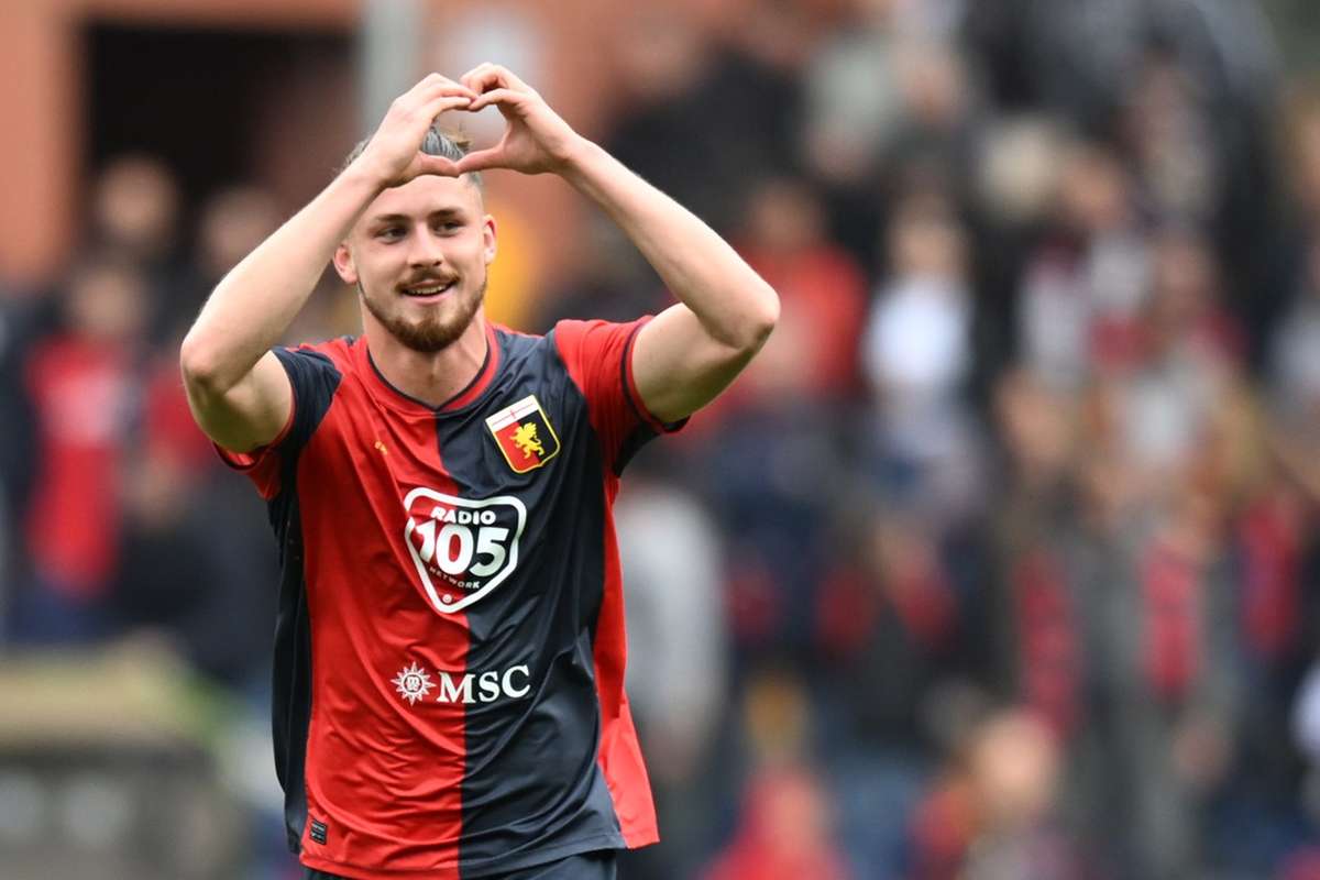 Serie B: Frosinone E Genoa Sempre Più Vicini Alla Serie A, Tutto ...