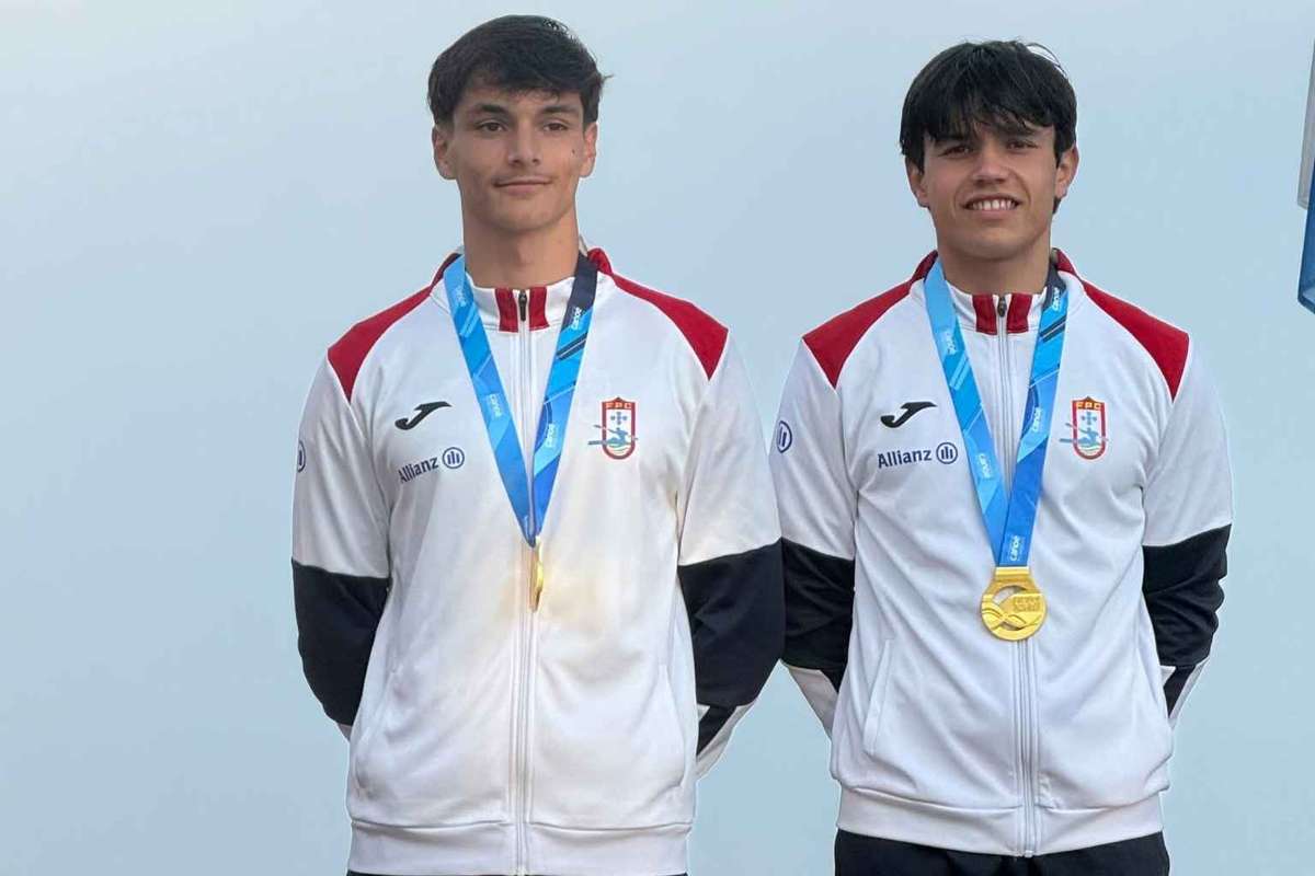Presidente felicita campeões mundiais de canoagem de maratona
