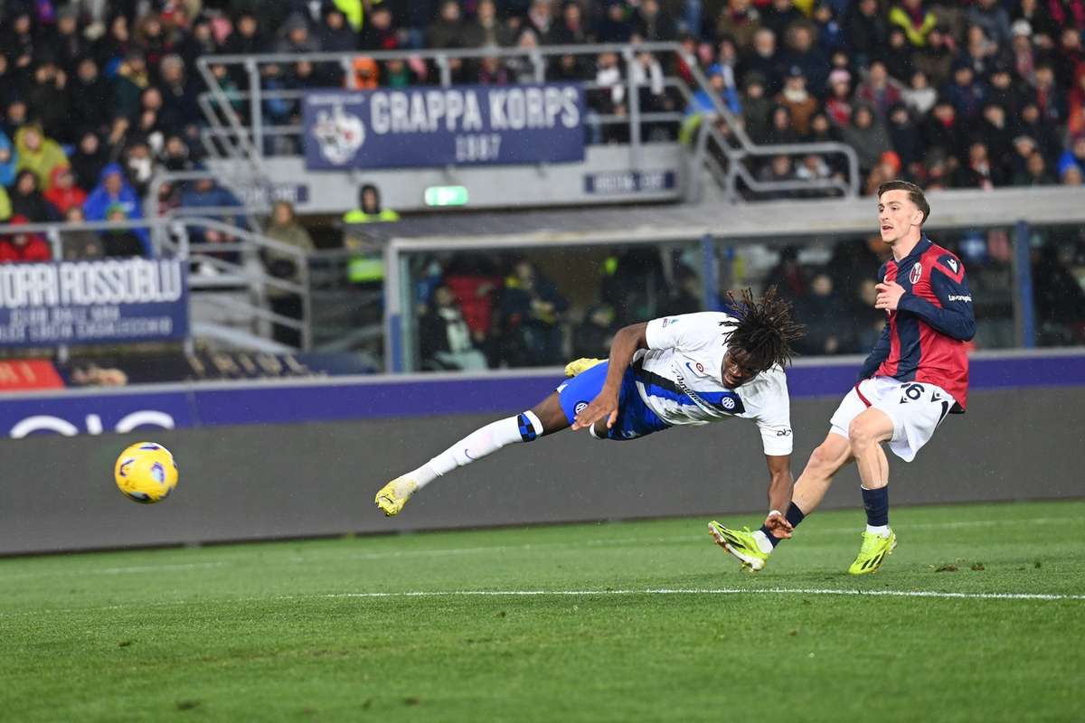 Perlemål på hovedstød af exAGF'er giver Inter 13. sejr i træk i Bologna Flashscore.dk