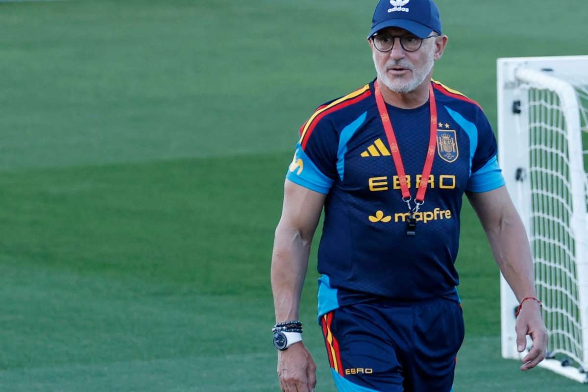 Luís De la Fuente critica nova janela internacional e calendário da Liga das Nações