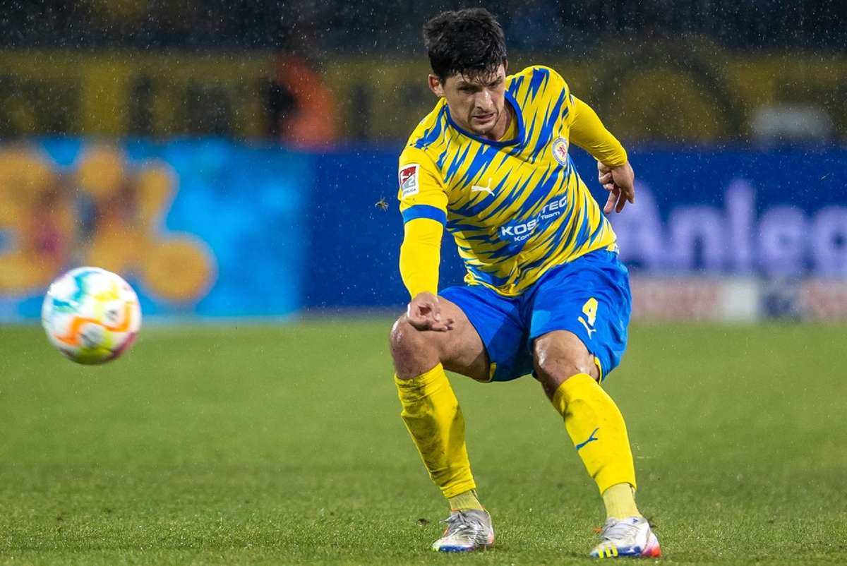 2. Liga Eintracht Braunschweig verlängert mit Jannis Nikolaou