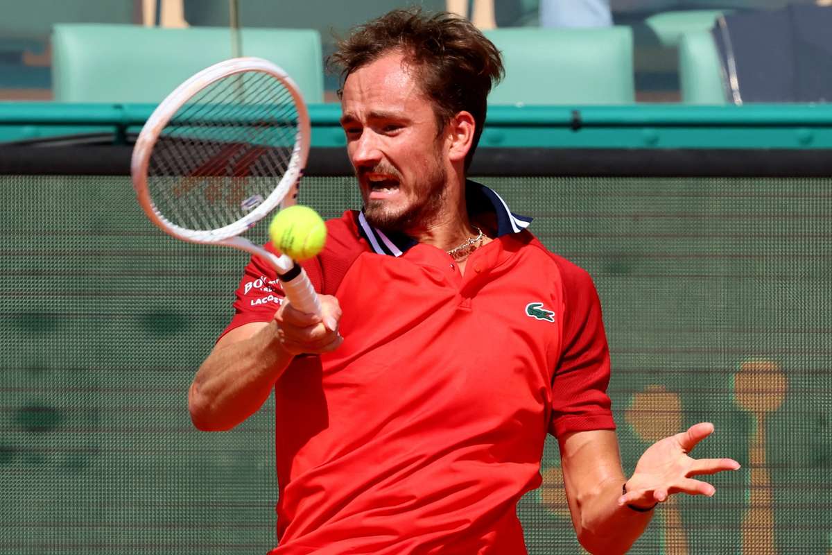 Daniil Medvedev dumped out of Monte Carlo Masters by Karen Khachanov