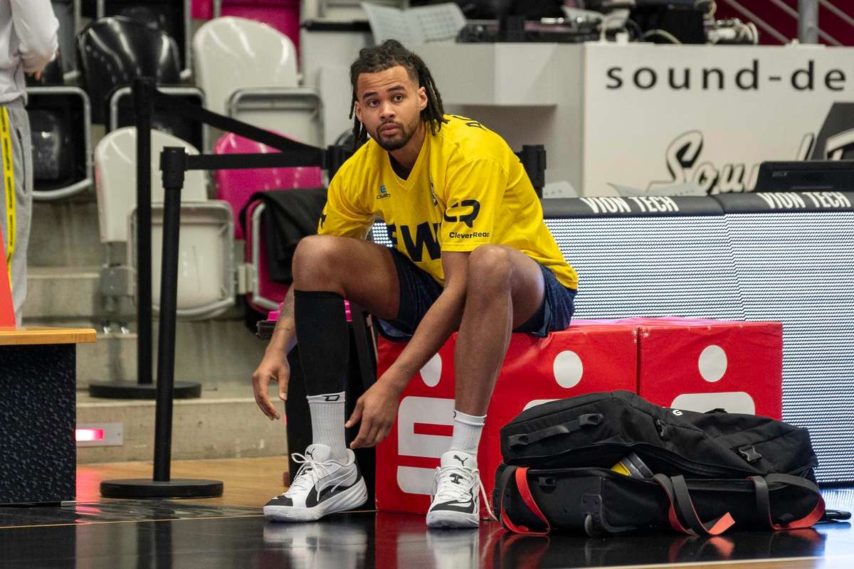 Basketball Rückschlag für Oldenburg Starting Center fällt wochenlang
