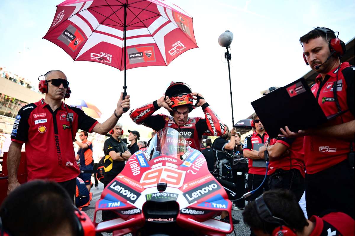 Marc Márquez vence sprint no Japão e Diogo Moreira brilha na MotoGP