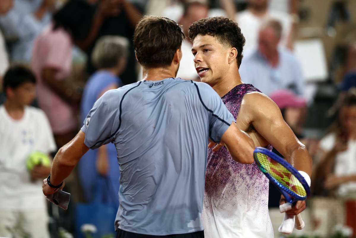 Collignon derruba Shelton, e Roland Garros registra mais uma baixa no top 10. Collignon derruba Shelton, e Roland Garros registra mais uma baixa no top 10.