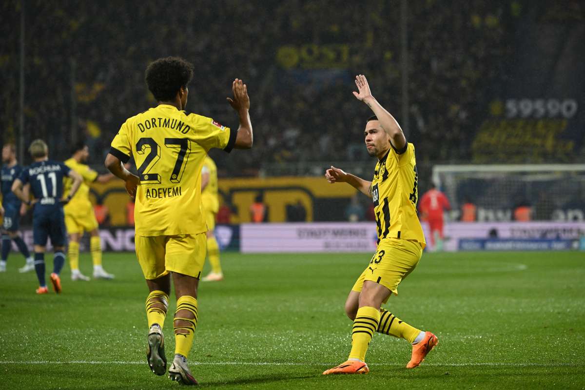 Bundesliga Leaders Dortmund Drop Crucial Points Away At Local Rivals ...