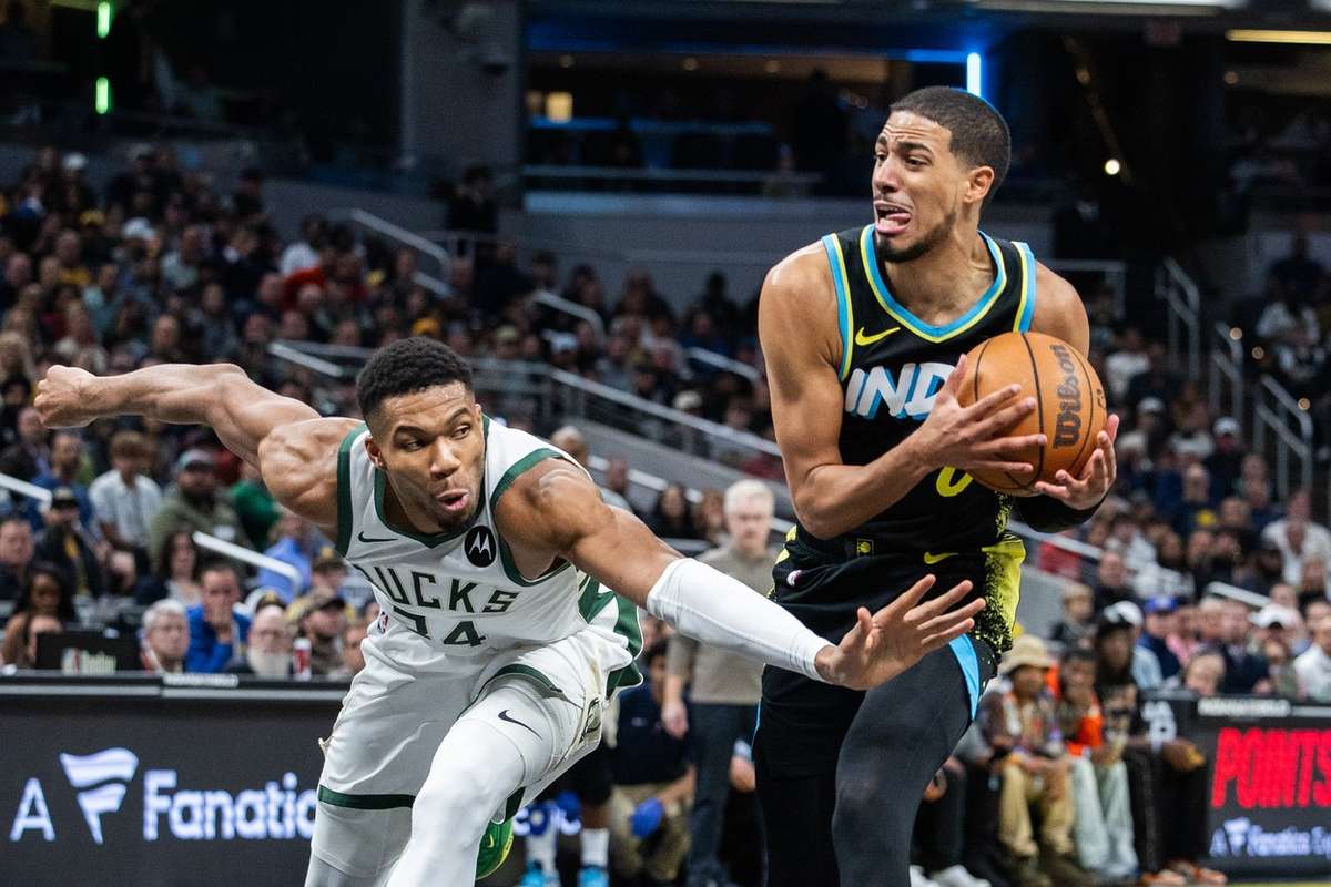 NBA: Antetokounmpo faz 54 pontos, mas Bucks perdem para os