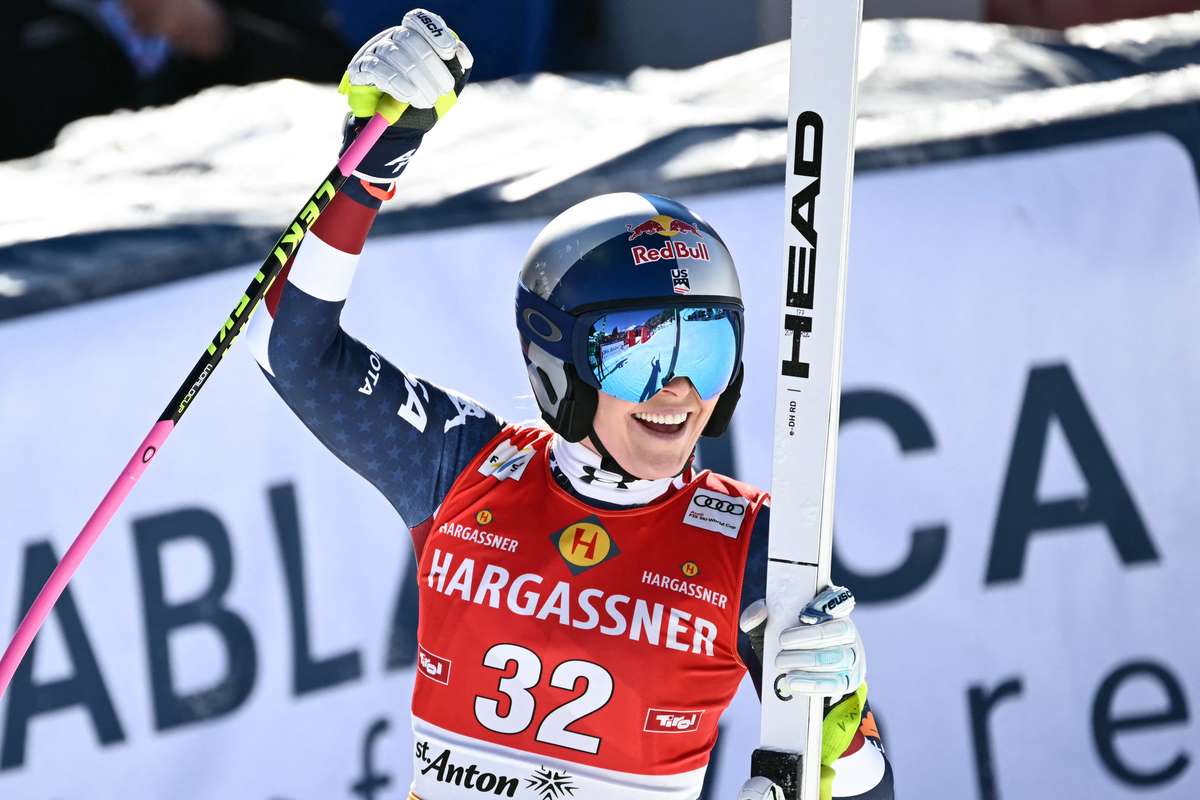 Lindsey Vonn keeps Olympic dream alive with top-six finish on downhill