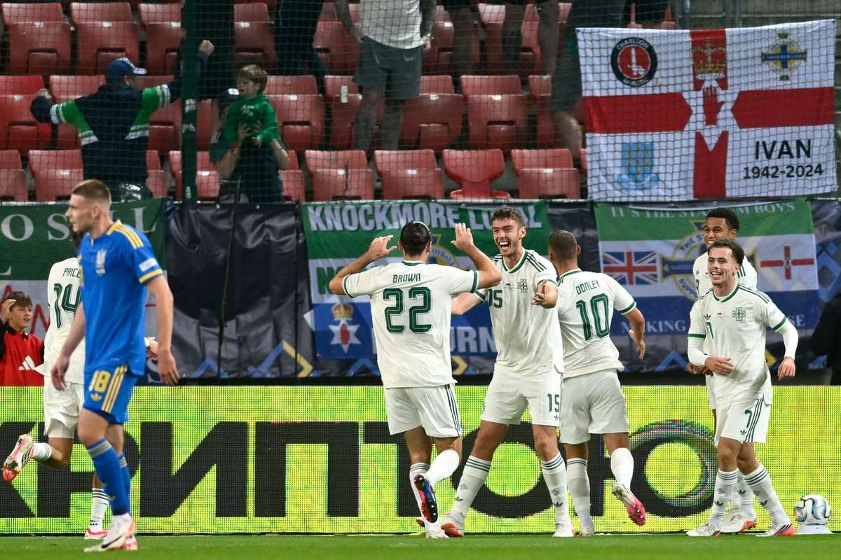 https://livesport-ott-images.ssl.cdn.cra.cz/r1200xfq60/7b086eb5-99e6-4928-8f79-d88a9f7a53a7.jpeg