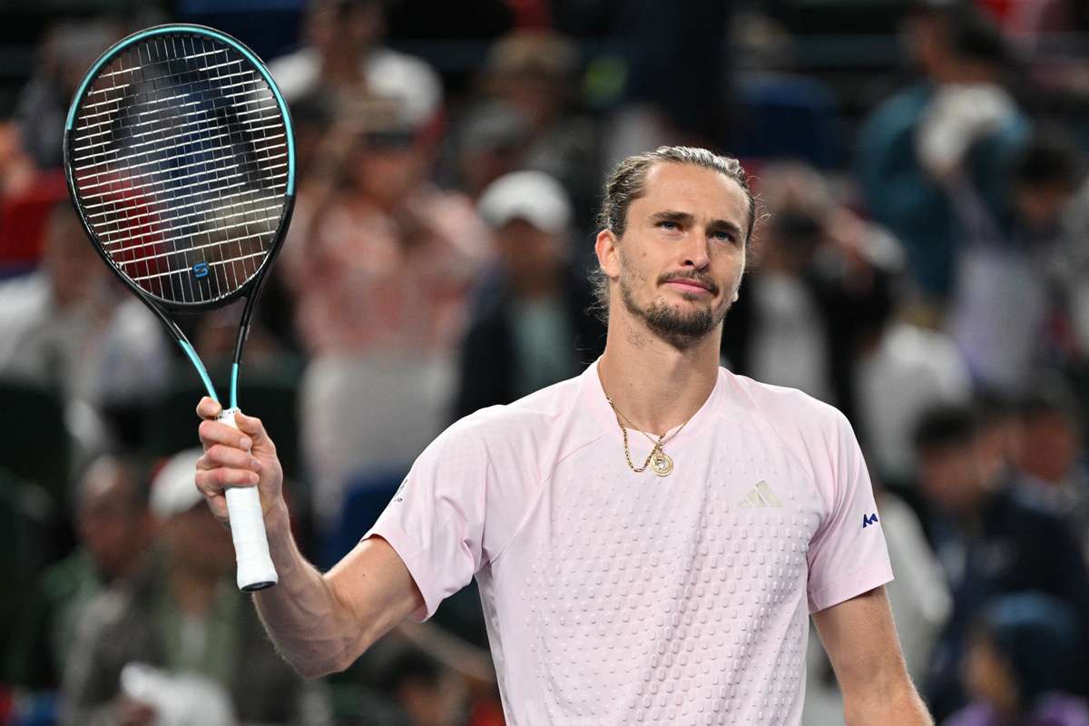 Zverev dispatches De Minaur to reach Shanghai semis, Davidovich Fokina ...