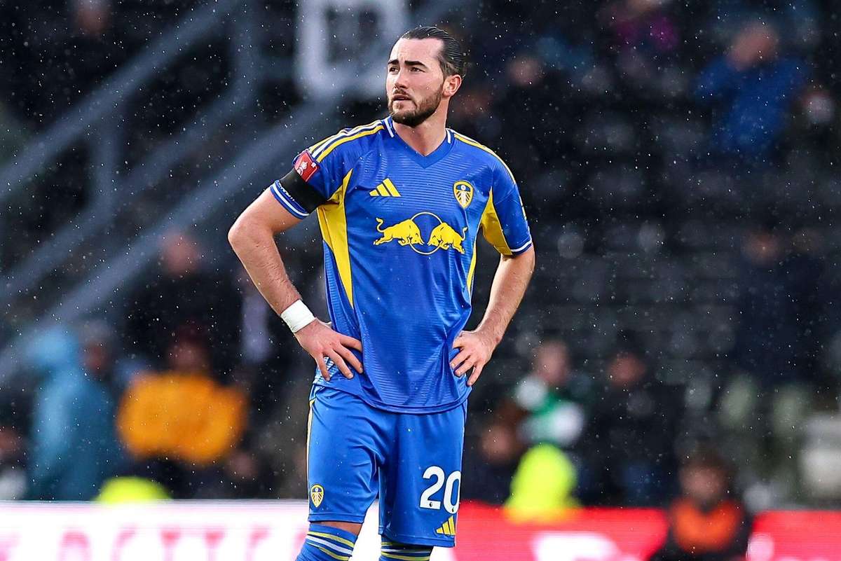 Fiorentina closing deal for Leeds winger Harrison