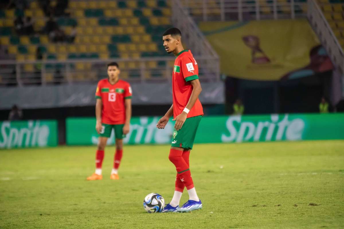 Man Utd scouting Ajax prospect Ouazane - TribalFootball.com