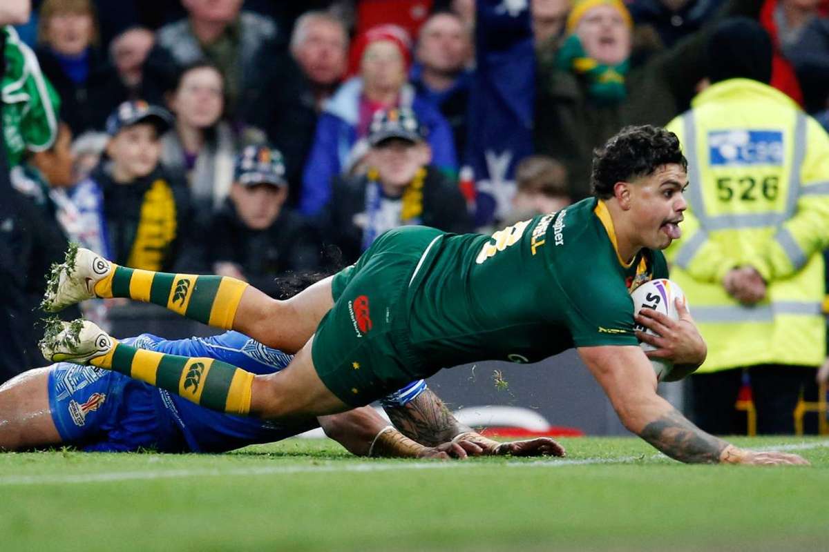 Call for life bans after Mitchell targeted by racial abuse | Flashscore ...