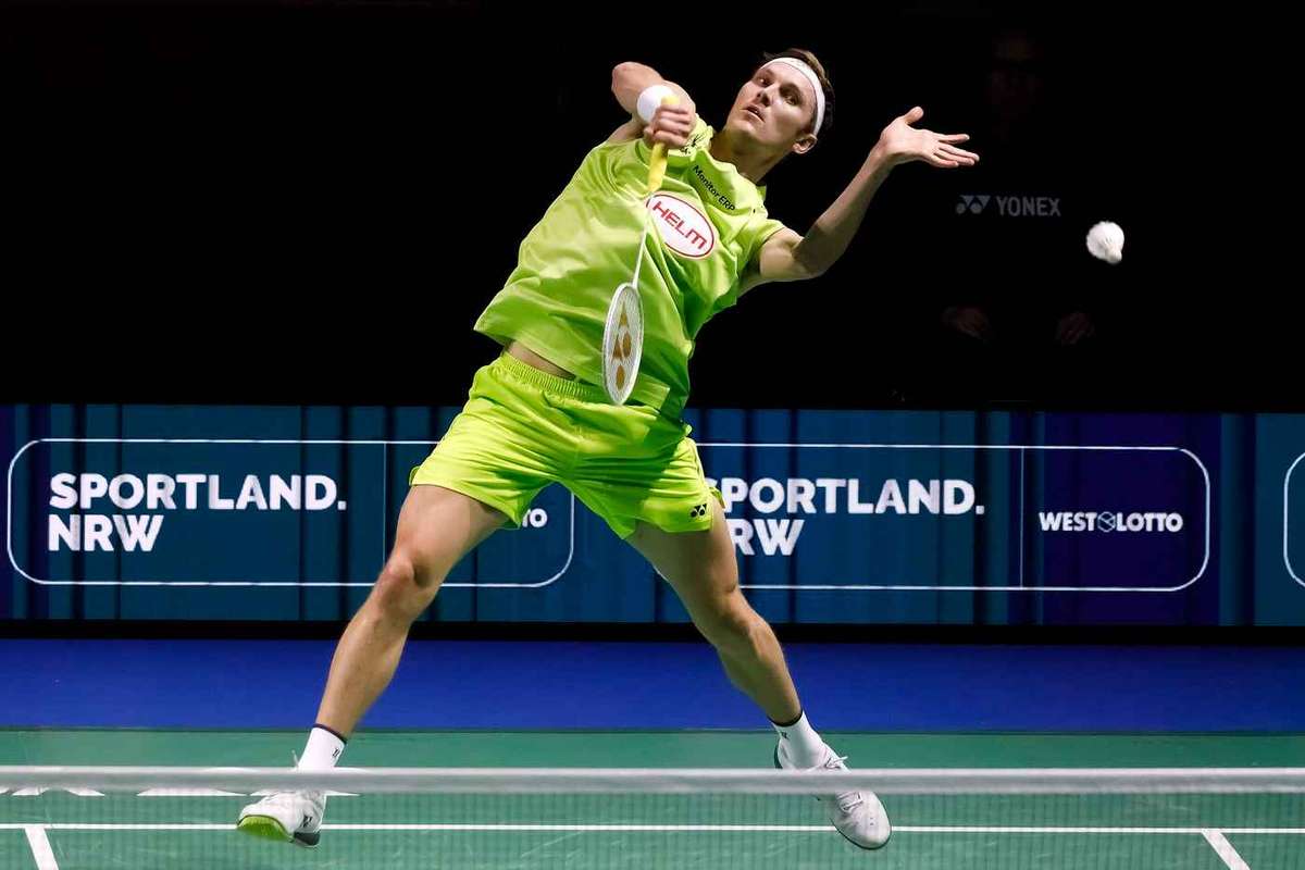 Superior Axelsen cruise into quarter-final in German Open