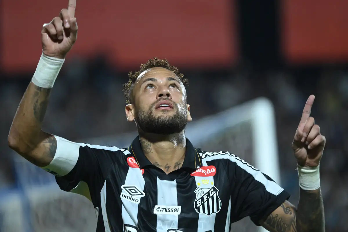 Santos x RB Bragantino: Onde Assistir, Escalações, Prévias e Odds (Brasileirão)