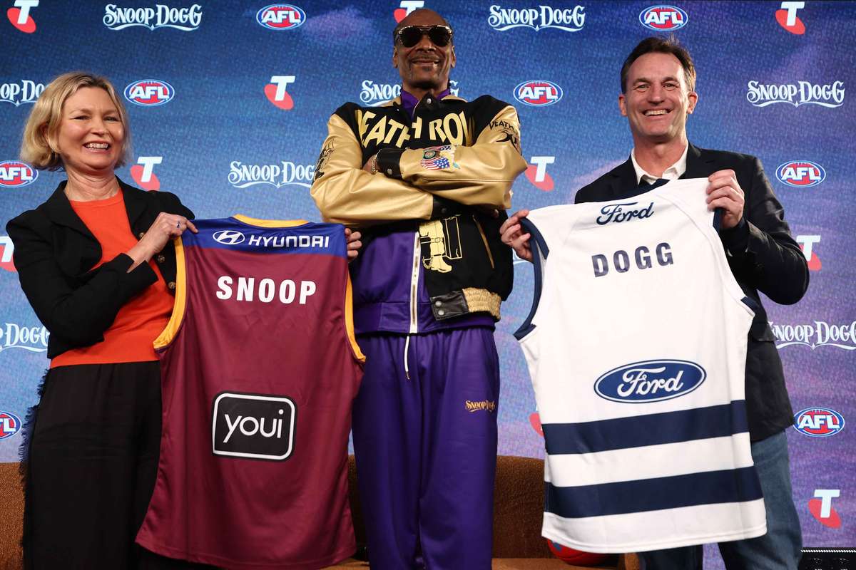 Snoop Dogg declares he's 'in love' with AFL football ahead of Grand