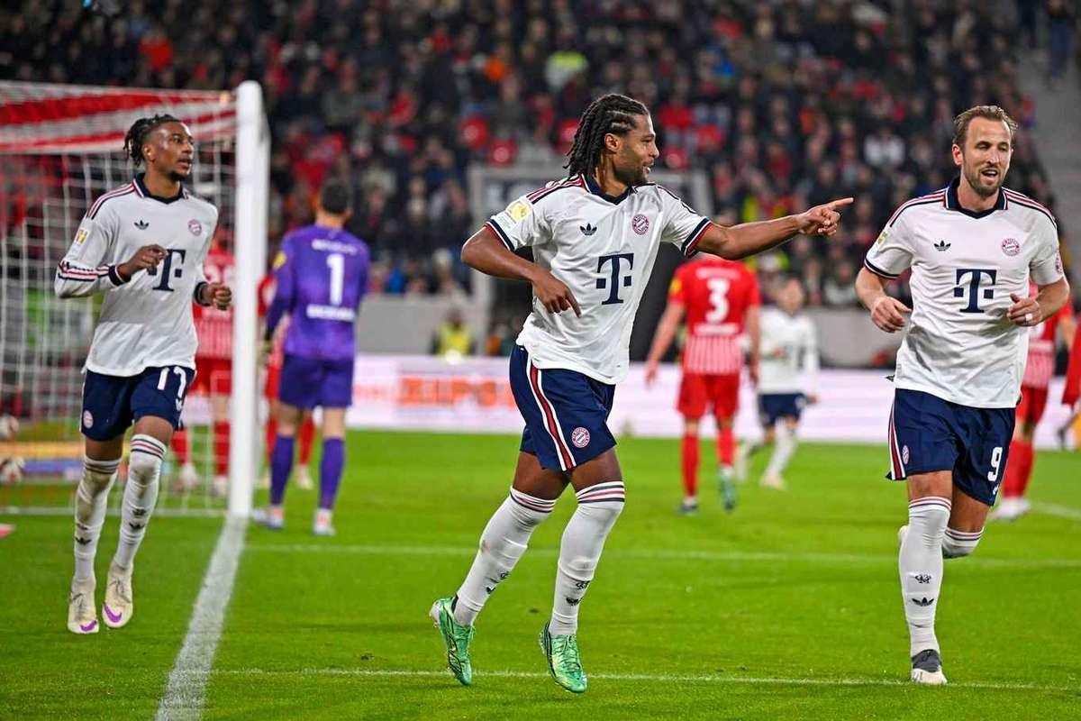 Bayern overcome Kompany absence to battle past Freiburg & retake top spot