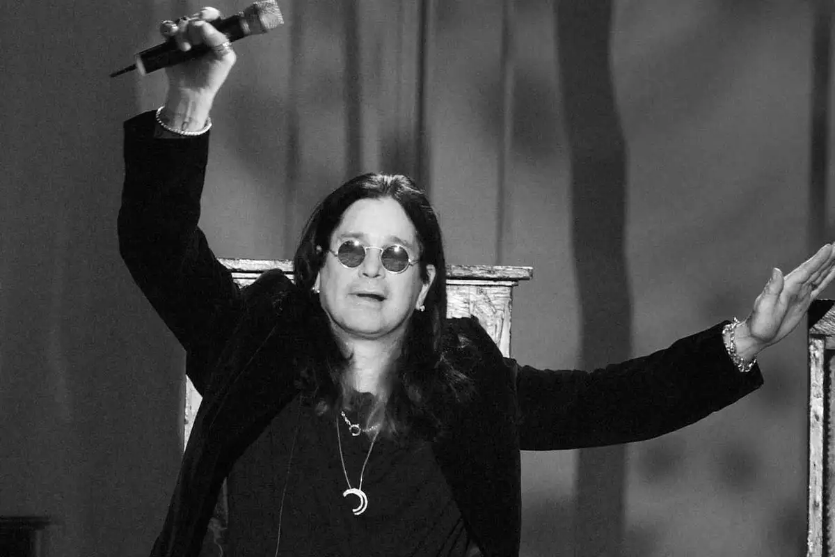 Maillot Aston Villa Adidas édition Limitée Ozzy Osbourne Sabbath Noir - Taille S - Neuf