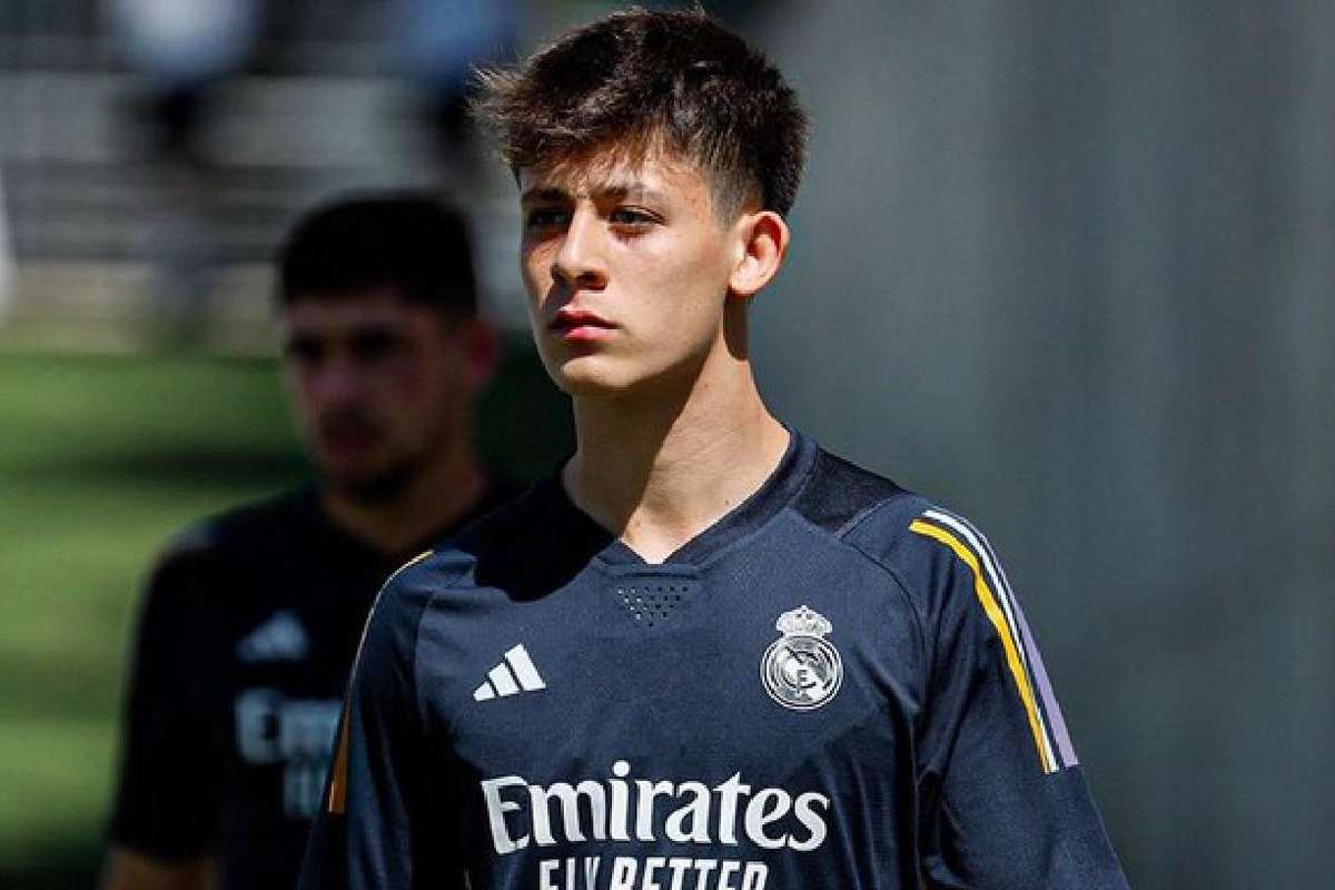 Arda Güler, el “Lamine Yamal” madridista, se lesiona otra vez y su debut se  aplaza. | Flashscore.com.ar