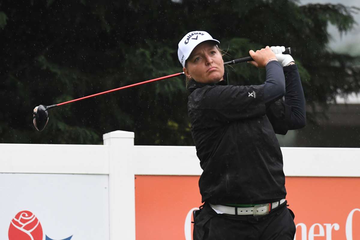 France's Delacour leads LPGA Portland Classic