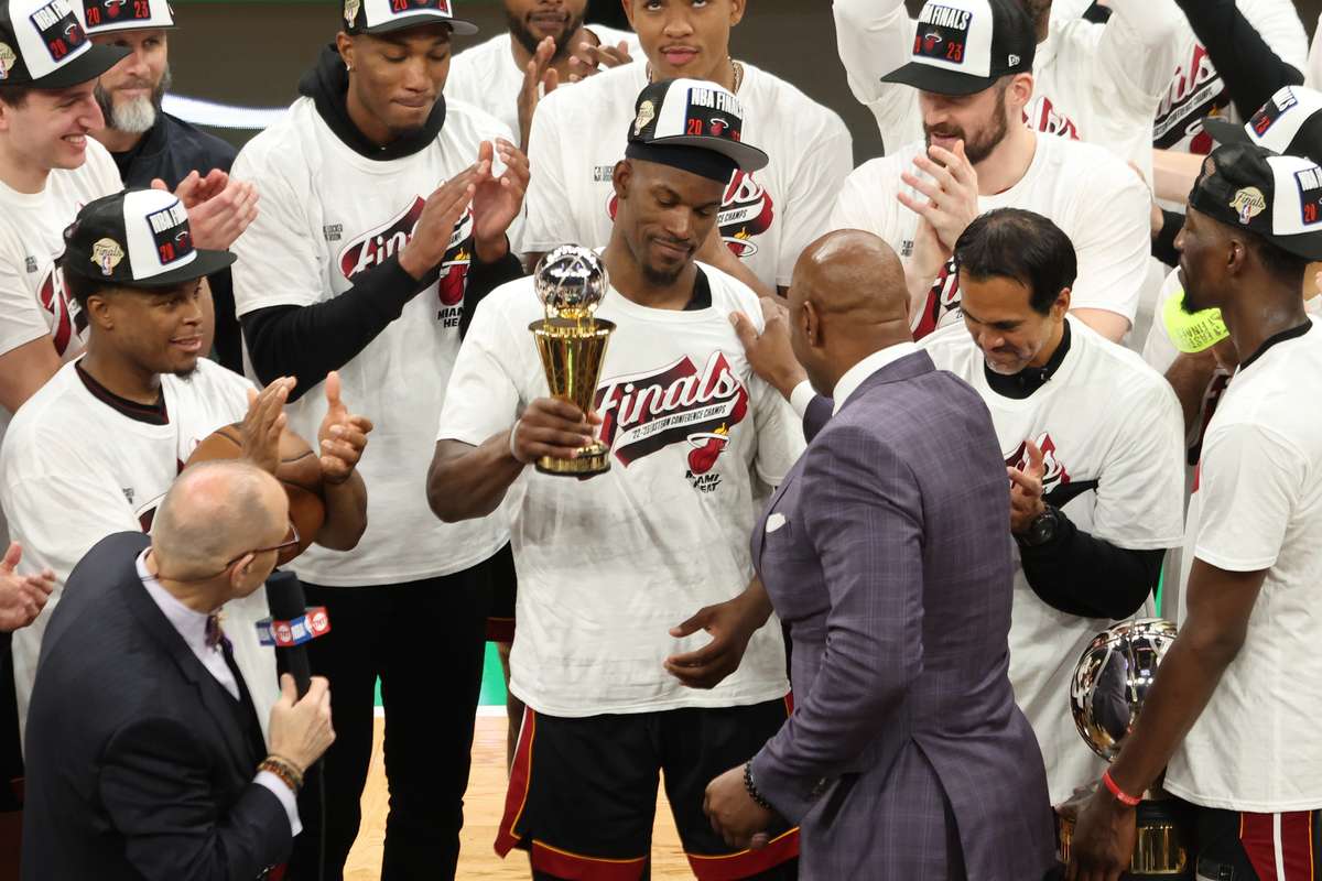 Jimmy Butler ganha prêmio de MVP das finais da Conferência Leste da NBA ...