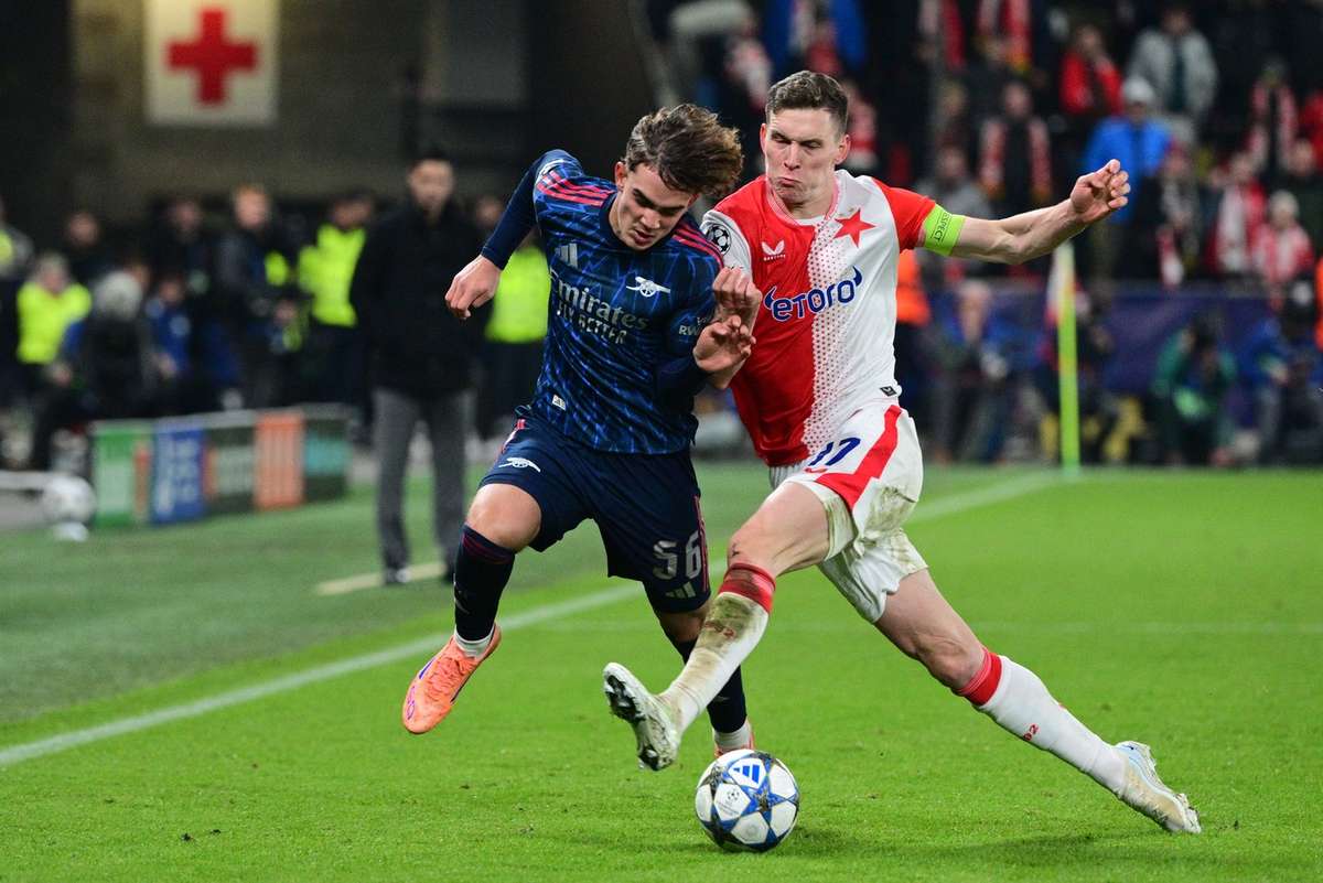 Photo: livesport.cz Slavia Arsenal přivítá v Edenu na začátku listopadu