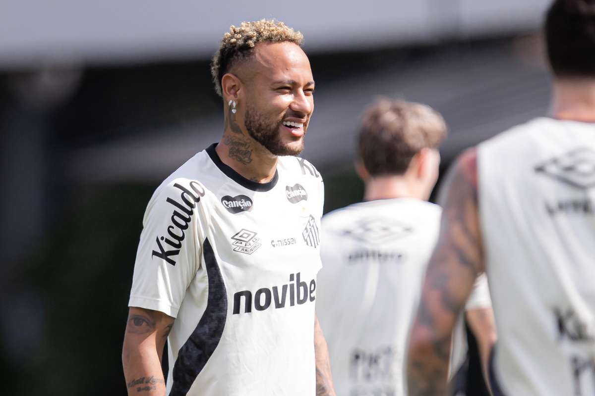 Neymar no jugará el clásico ante Palmeiras por temor al césped sintético del Allianz Parque