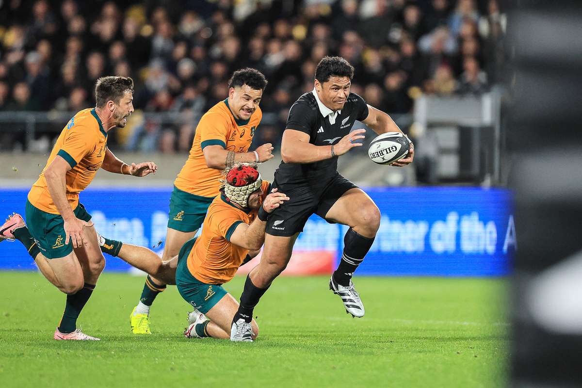 Clarke's two tries help New Zealand beat Australia in Rugby ...