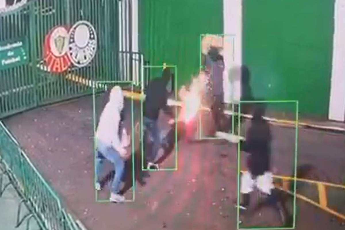 Palmeiras veja ataque com bombas ao CT do clube
