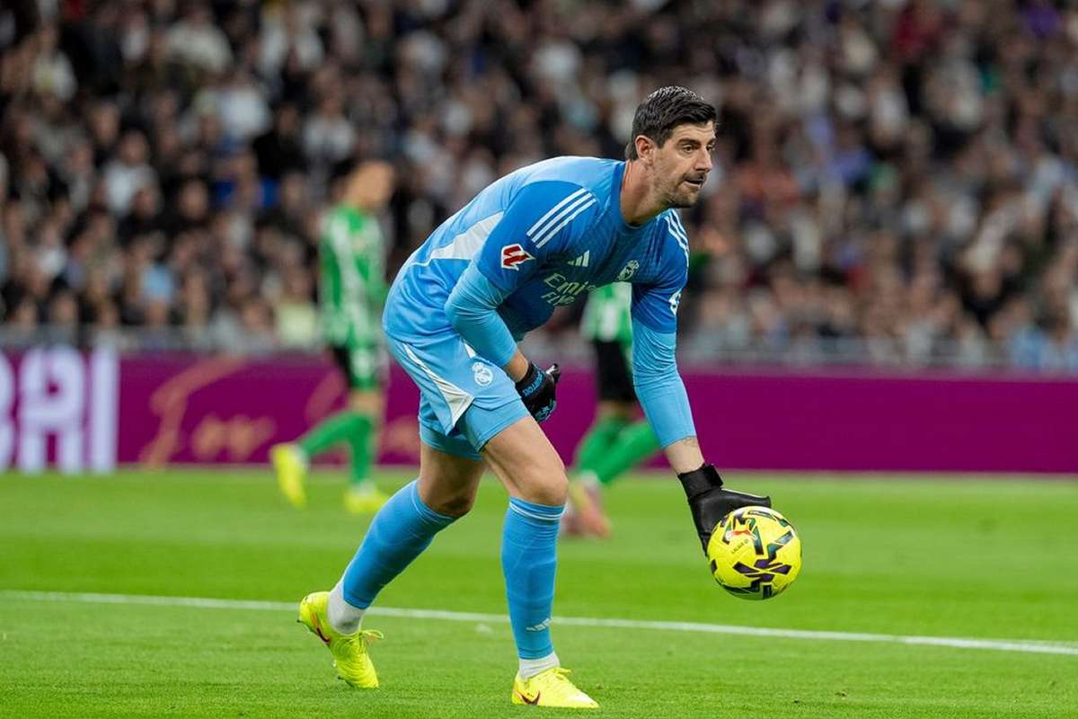 Thủ môn Courtois của Real Madrid: Không ai ở đây cố gắng khiến Xabi bị sa thải