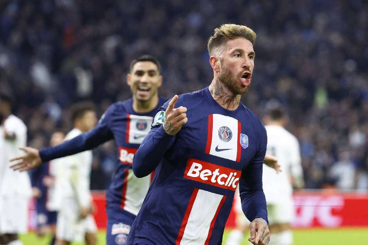 Sergio Ramos retires from Spain duty with parting shot at new coach De ...