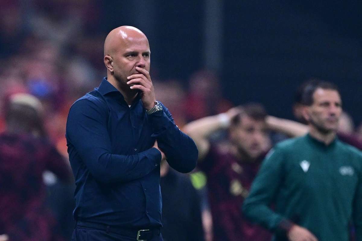 Carragher dubs Liverpool a 'mess' and calls for changes: 'I'm not watching  a top team' | Flashscore.com