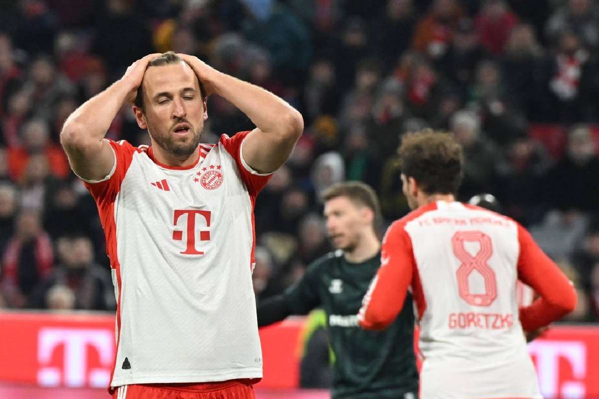 Surpris Par Le Werder Brême Le Bayern Munich Cède Du Terrain Sur Le Bayer Leverkusen 