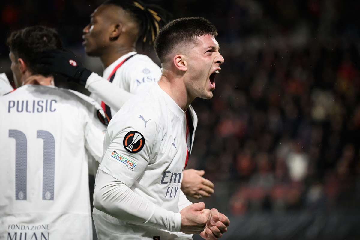 AC Milan advances to Europa League round of 16 despite loss to Rennes