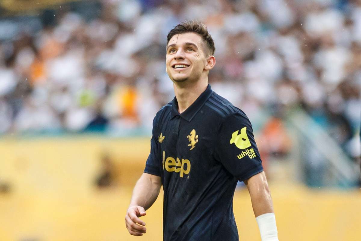 Juventus sign Conceição from Porto permanently in deal worth £27m