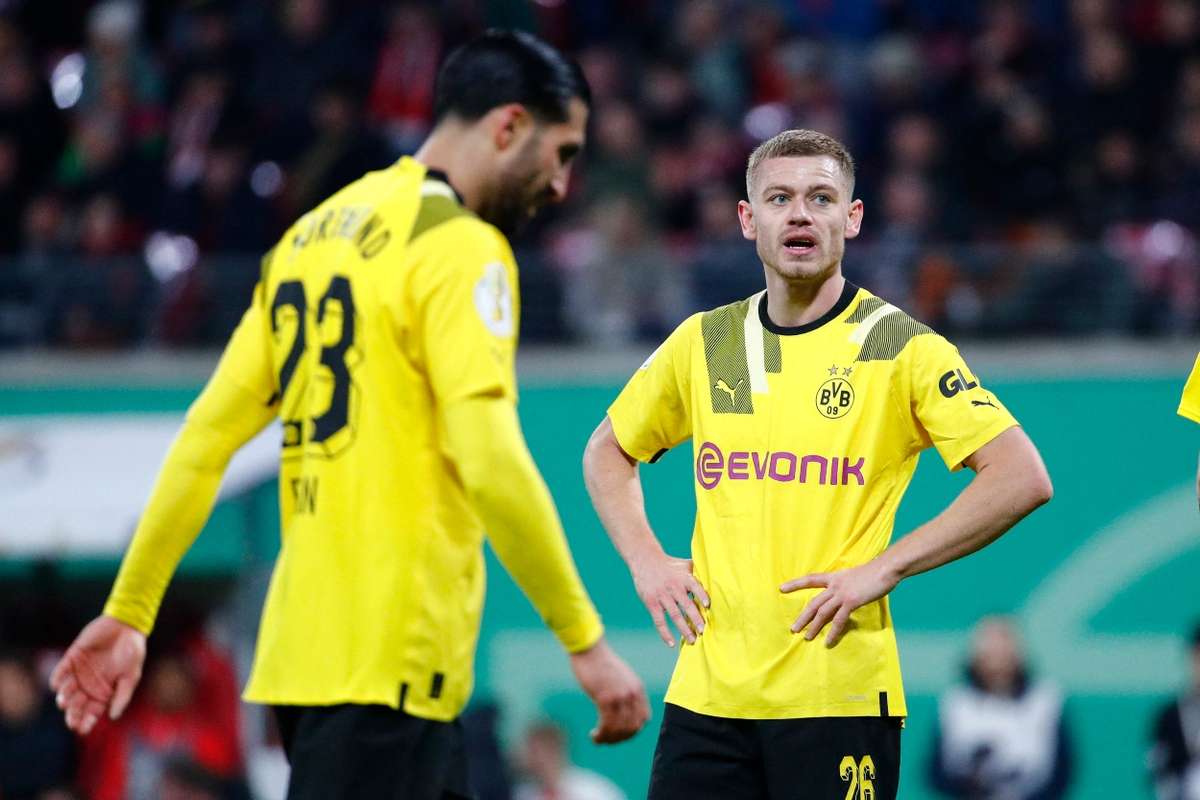 Borussia Dortmund defender Julian Ryerson a doubt for mini-derby at ...