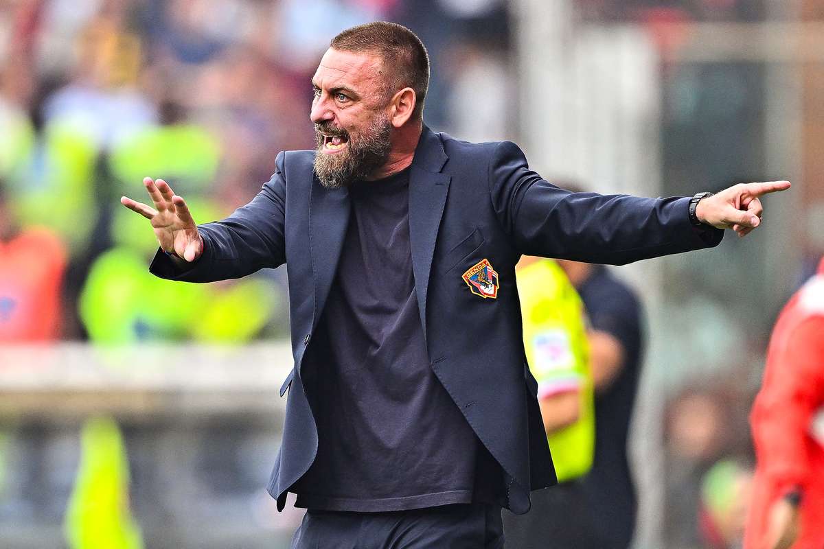 Daniele De Rossi comemora primeira vitória do Genoa e alívio no campeonato