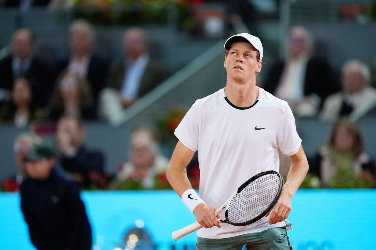 Tenis Abierto de Madrid Sinner remonta y gana en tres sets a Khachanov