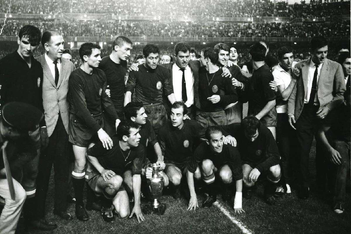 EURO Rewind: The triumph of Luis Suarez in 1964, the only Spaniard to ...