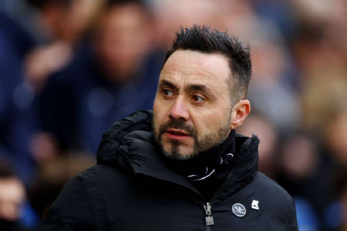Premier League Referees Are very Bad Says Brighton Boss Roberto De premier-league-referees-are-very-bad-says-brighton-boss-roberto-de