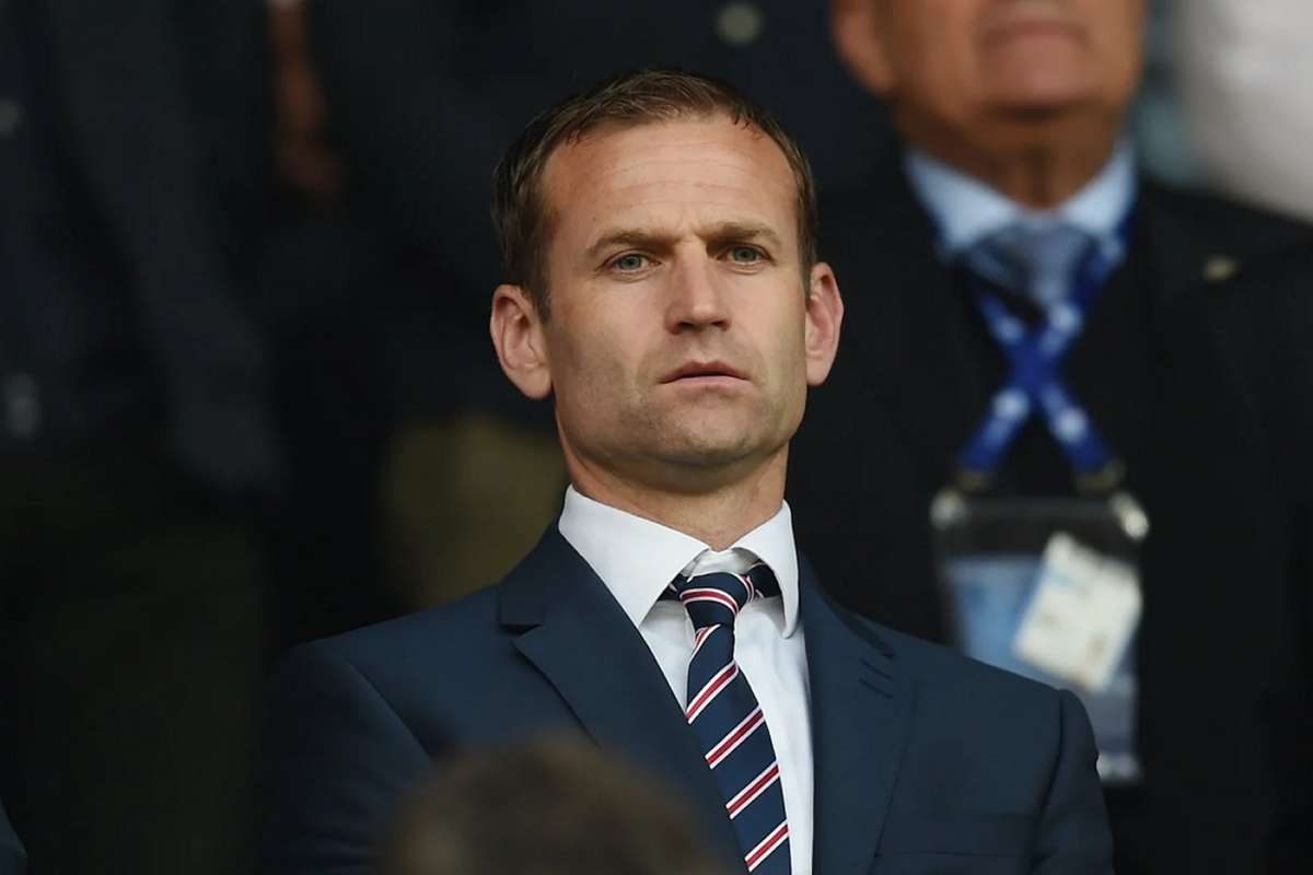 Neville slams Man Utd for