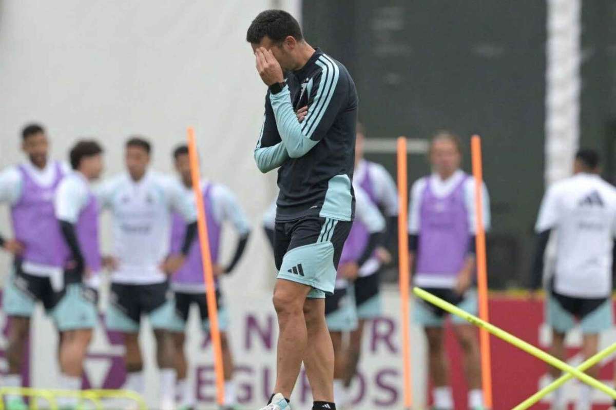 Argentina testa opções táticas com Lionel Scaloni e prepara adeus de Messi