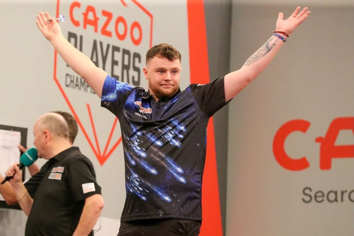 DartsWM Vorschau Tag 12 Nächster Meilenstein für "Rocky" Stolpert