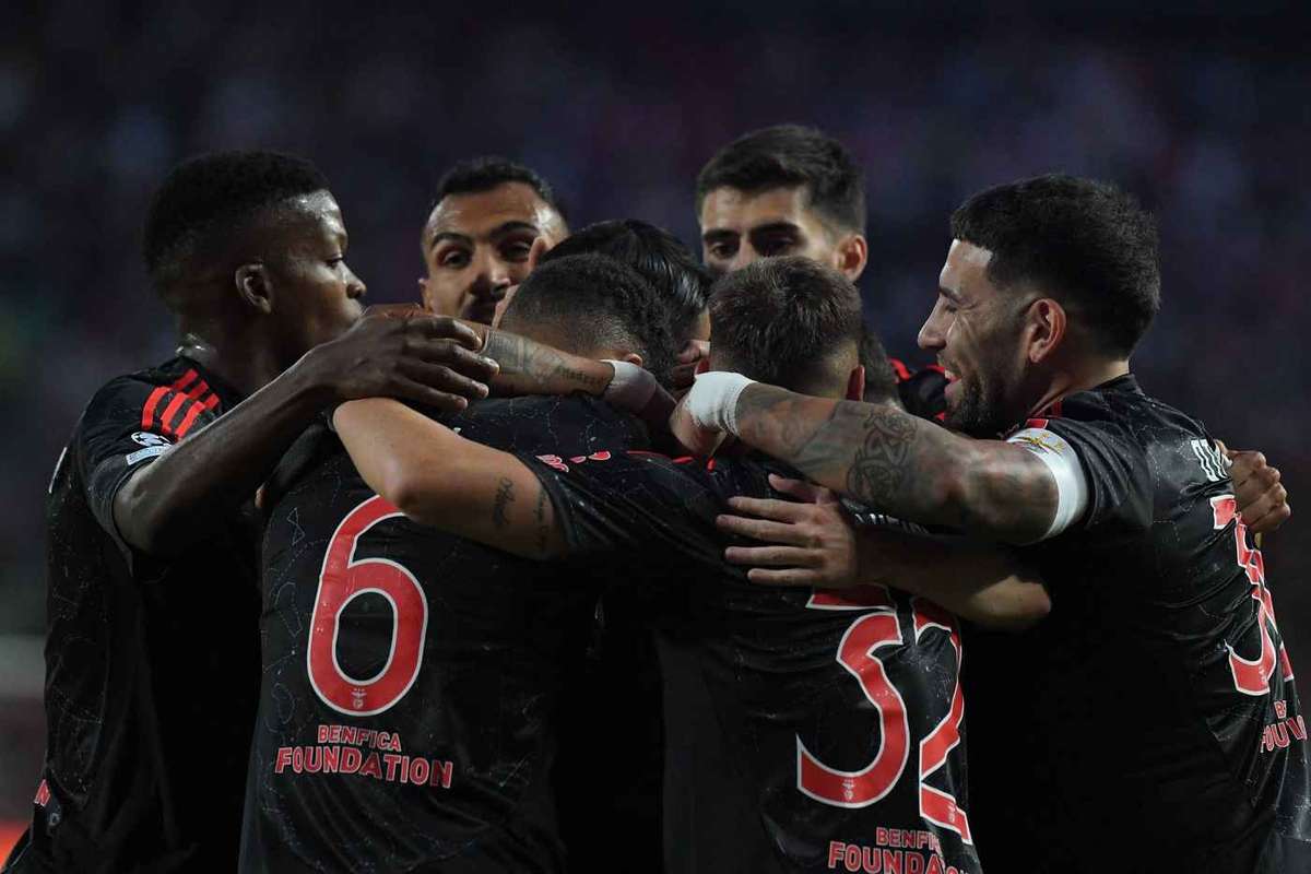 Turkish double secures triumph in Marakana. Benfica successfully beat Crvena Zvezda