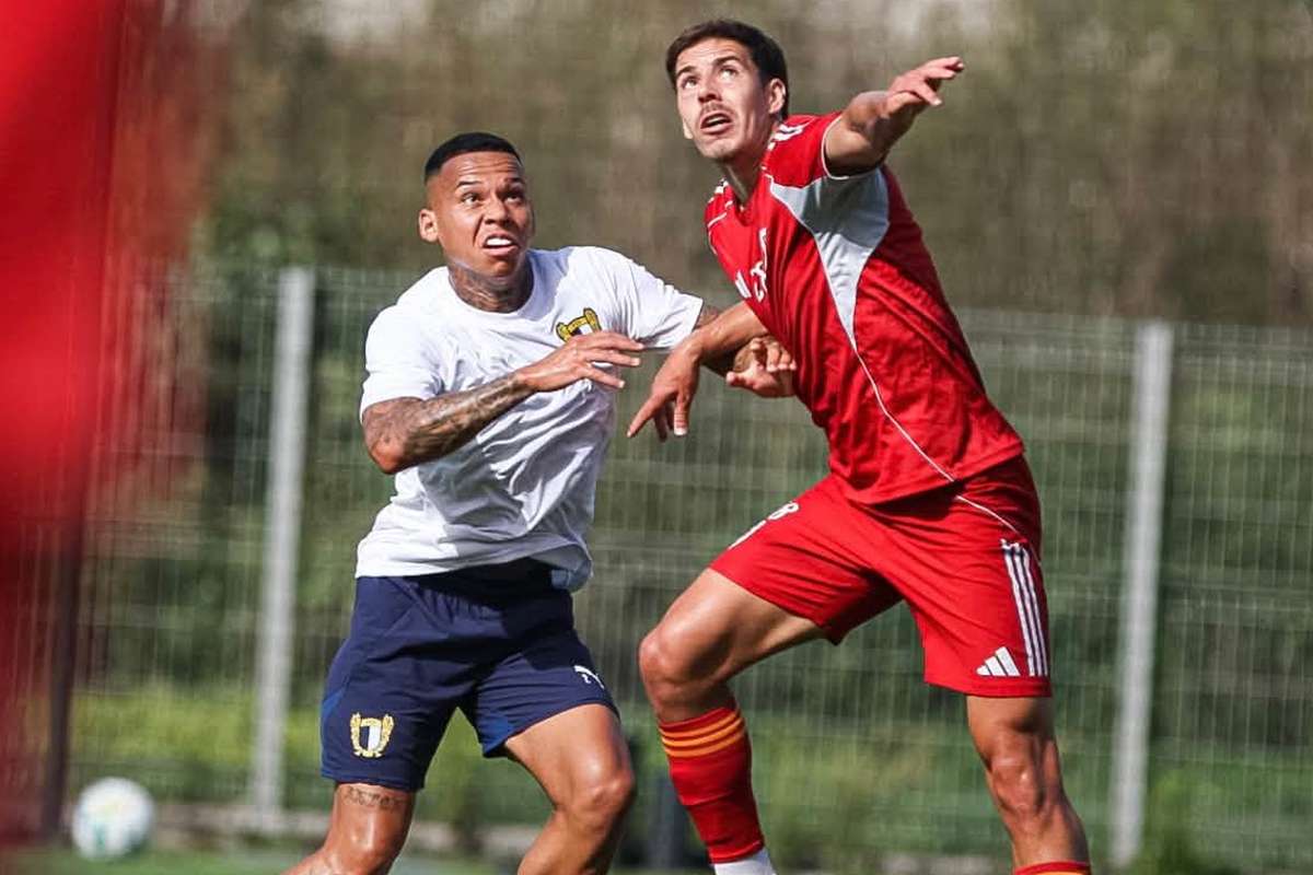Famalicão perde para o AFS em jogo particular com golo de Lazar Rosic