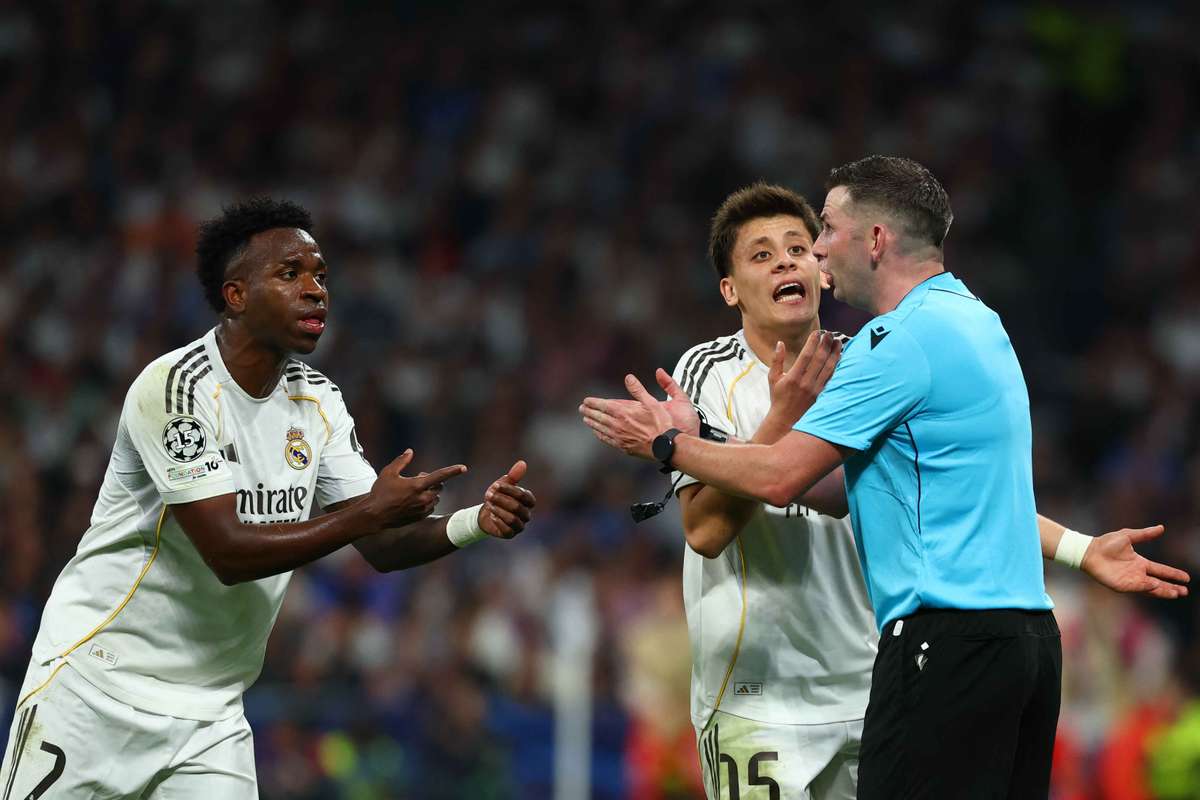 HLV Kompany của Bayern Munich: Vinicius Jr phải tiếp tục là chính mình