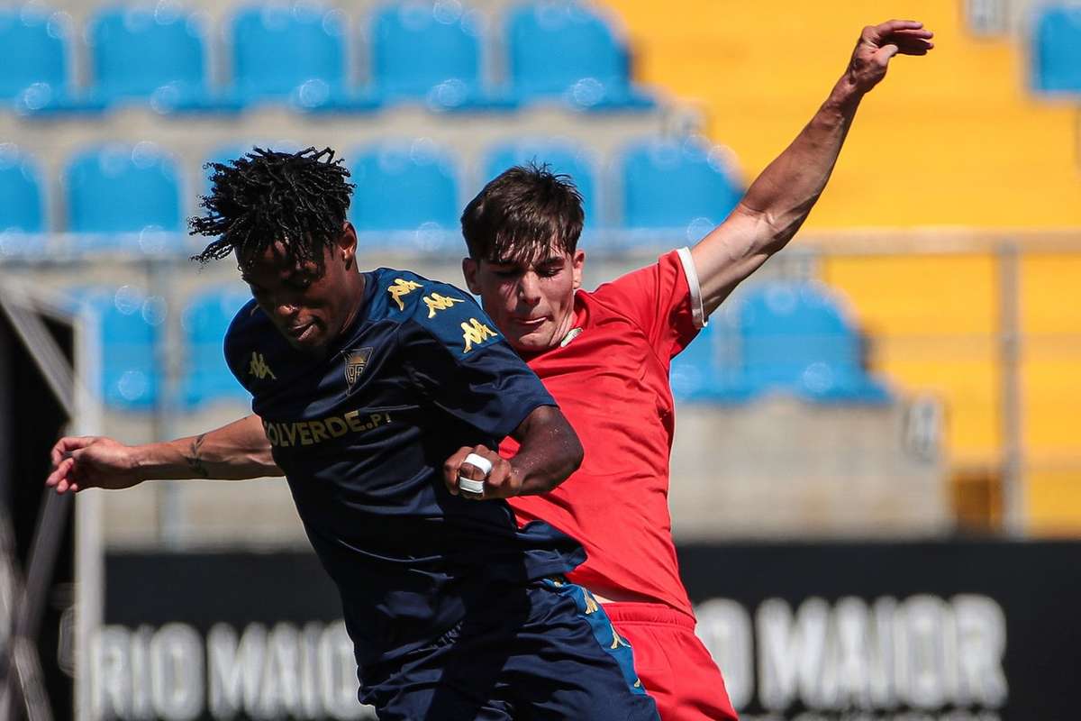 Estoril Praia derrotado pelo Marítimo em jogo de preparação (3-2